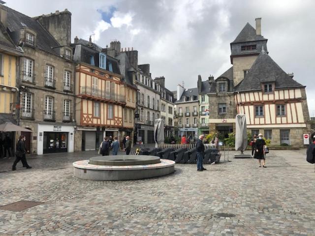 Grand Studio En Hyper Centre Apartment Quimper Exterior foto